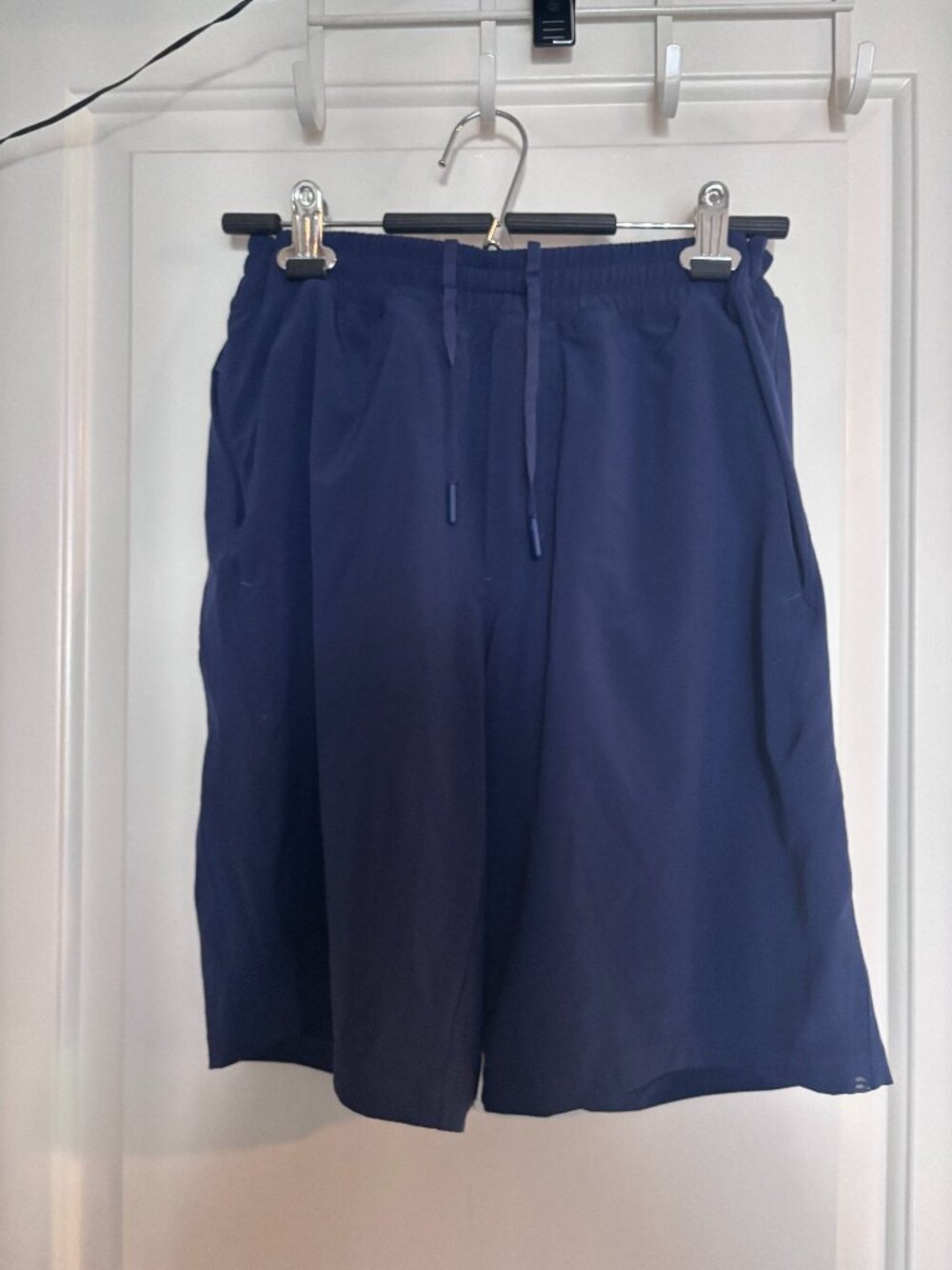 Pre-worn MINT Men's Size Medium Navy Blue Shorts with Inner Liner